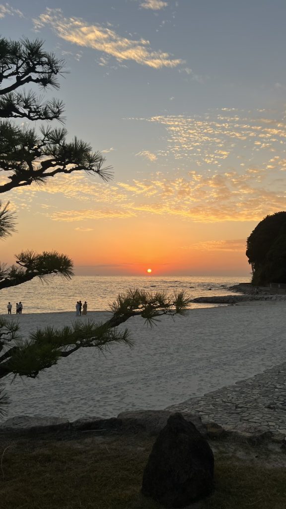 白浜の夕日って素晴らしく美しいんですね！